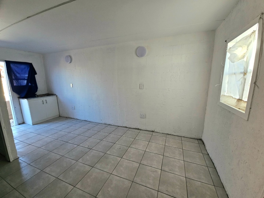 2 Bedroom Property for Sale in Pelican Park Western Cape